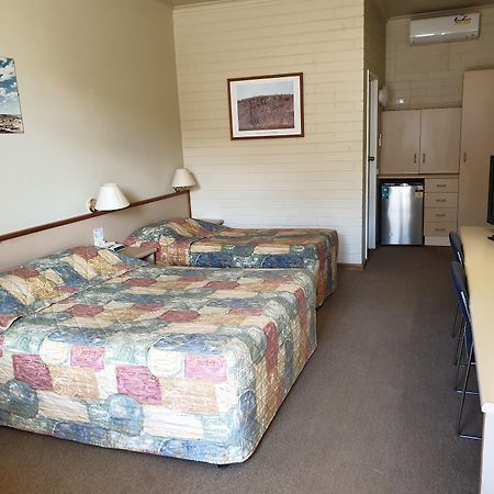 Opal Inn Hotel, Motel, Caravan Park Coober Pedy Exteriör bild